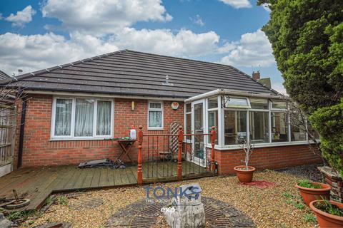 2 bedroom detached bungalow for sale, Rowley Regis B65