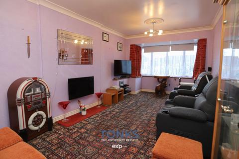 2 bedroom detached bungalow for sale, Rowley Regis B65