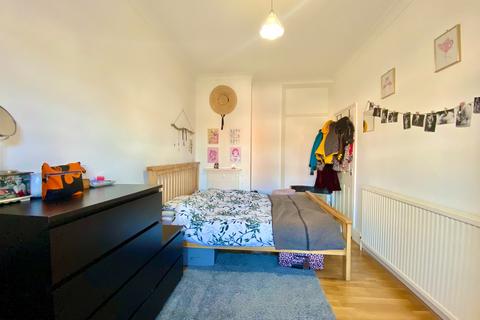 1 bedroom flat to rent, Ealing Common, London. W5