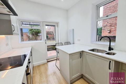 3 bedroom semi-detached house to rent, Calcutta Road, Edgeley, Stockport, SK3