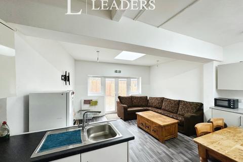 1 bedroom terraced house to rent, Wilberforce Road, LE3