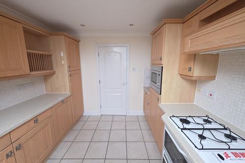 undefined, 18 Dellwood Park, Caversham, Reading, Berkshire RG4 7NX