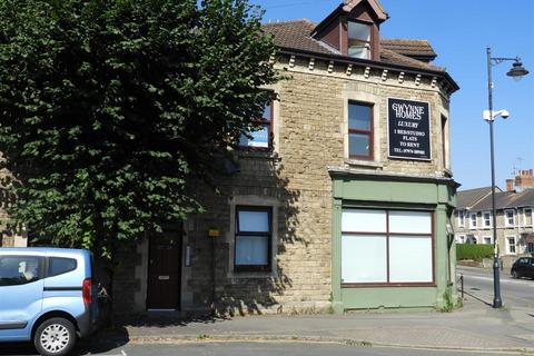 undefined, Devizes Road, Swindon SN1