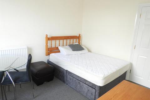undefined, Devizes Road, Swindon SN1