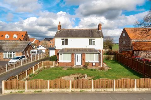 4 bedroom detached house for sale, Beckside House, Station Road, Church Fenton