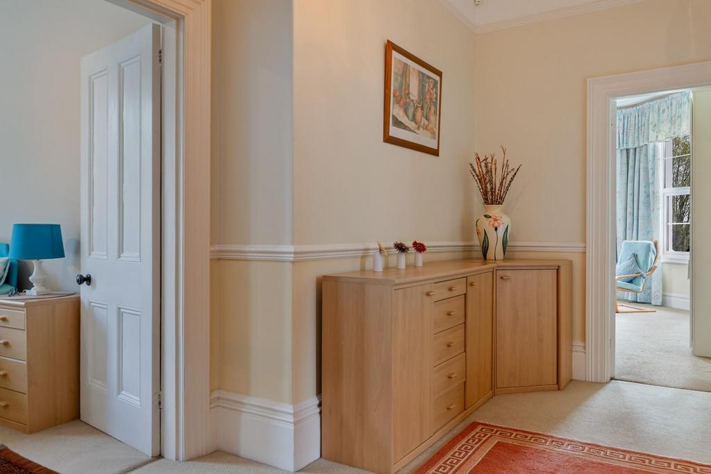 A31 - 26 College Road Newton Abbot - 250422.jpg
