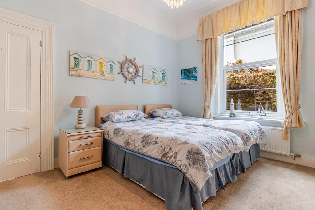 A18 - 26 College Road Newton Abbot - 250422.jpg