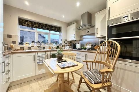 3 bedroom bungalow for sale, Gillatts Close, Wrawby, Wrawby
