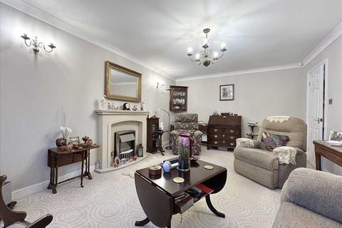 3 bedroom bungalow for sale, Gillatts Close, Wrawby, Wrawby