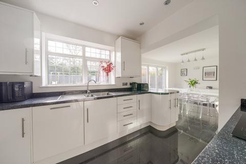 3 bedroom house for sale, Cheyne Close, Bromley, BR2