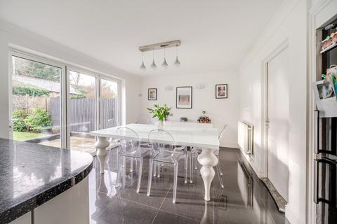 3 bedroom house for sale, Cheyne Close, Bromley, BR2