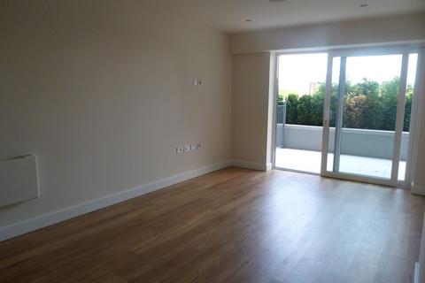 1 bedroom flat to rent, Aerodrome Road, Claremont House, NW9