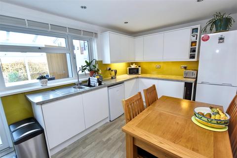2 bedroom end of terrace house for sale, Bosvean Gardens, Paynters Lane, Redruth