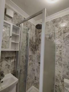 Studio to rent, Prince Henry Road, London, SE7