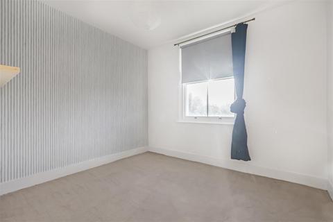 5 bedroom terraced house to rent, Kingsway, Mortlake, SW14