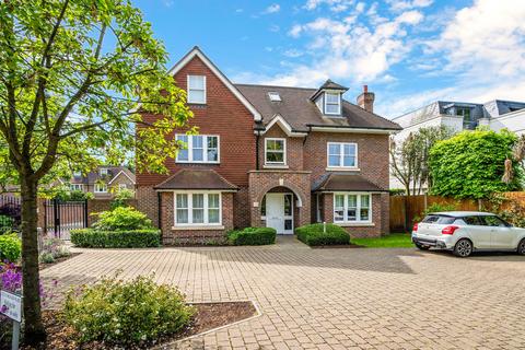 undefined, Little Orchard Place, Esher KT10