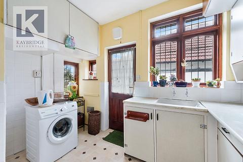 undefined, The Warren, Worcester Park, KT4