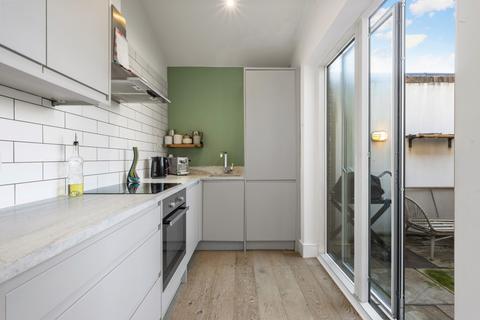 1 bedroom apartment for sale, Longmans Mews, London SW20