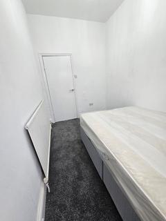 undefined, Manchester Road, Heywood OL10