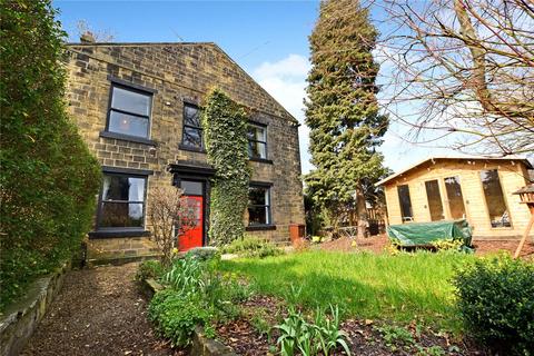 3 bedroom terraced house for sale, Upper Town Street, Bramley, Leeds