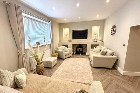 4 bedroom end of terrace house for sale, Llewellyn Street, Pentre, Rhondda Cynon Taff. CF41 7BW