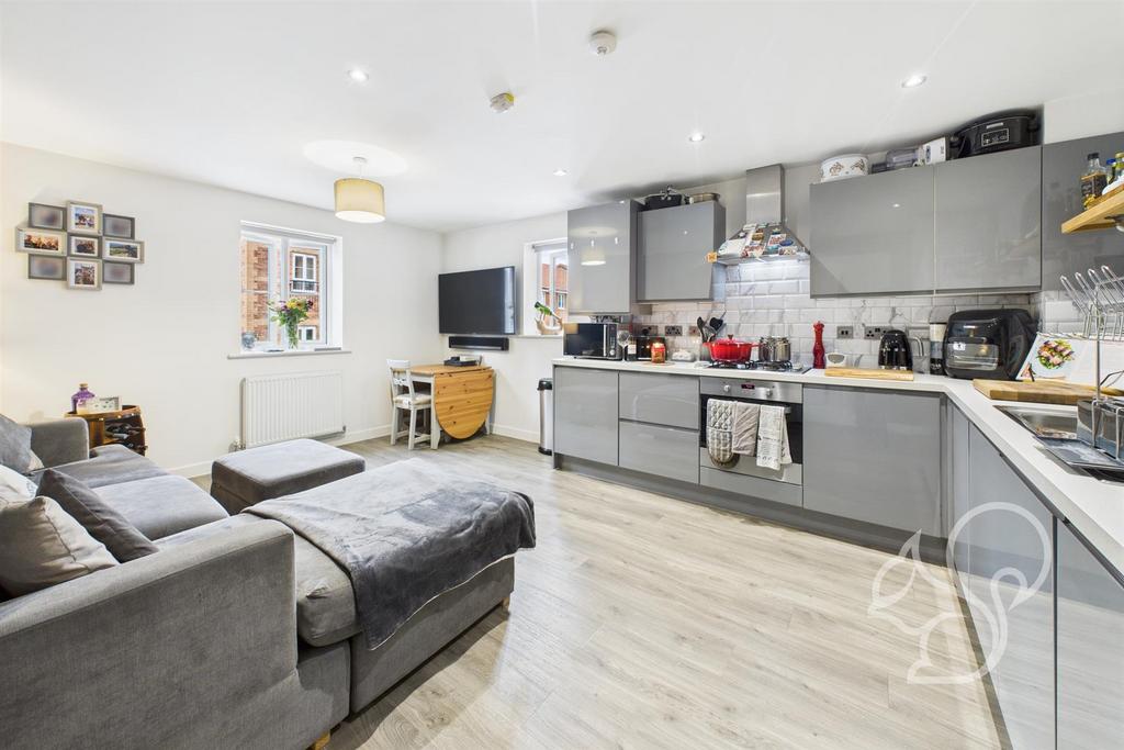 Kitchen/Loving Area