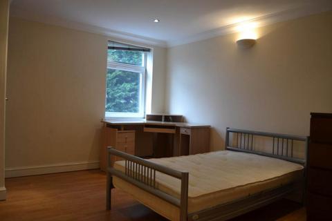 undefined, Bedford Street, CF24