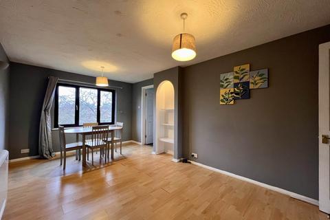 undefined, Waterside Close, Barking, IG11