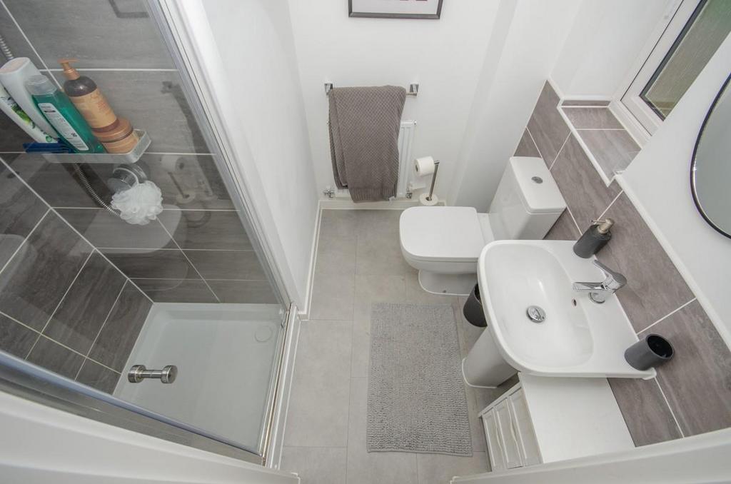 En suite.jpg