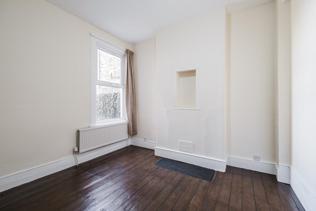 35 holland road 3