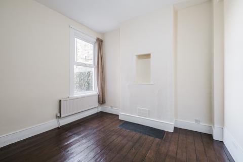 undefined, Holland Road, London, E15