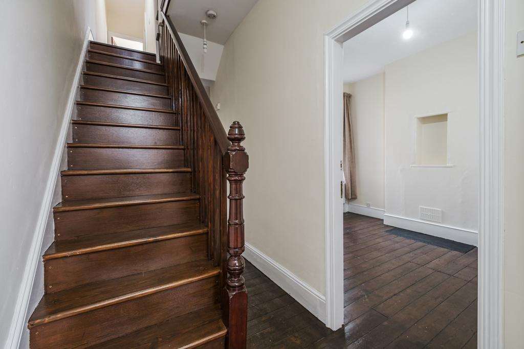 35 holland road 4