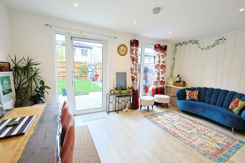 4 bedroom townhouse for sale, Lacey Drive, Edgware HA8