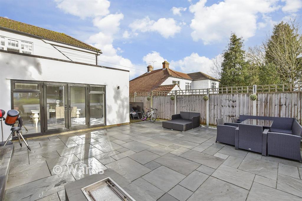 Patio / Decking