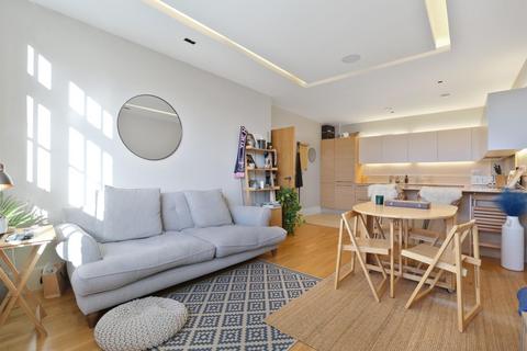 2 bedroom apartment for sale, Camberwell Grove, London, SE5