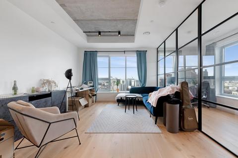 2 bedroom apartment for sale, Douglass Tower, Goodluck Hope Walk, London, E14