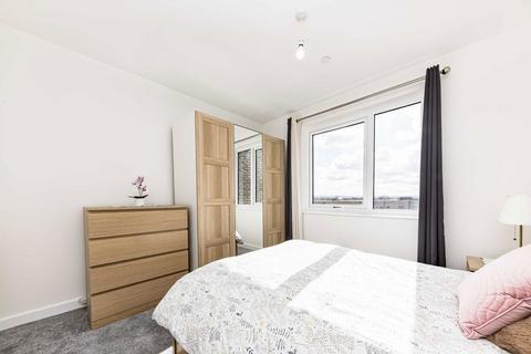 undefined, Powdermill Close, New Malden KT3