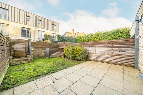 undefined, Helena Close, Wimbledon SW19