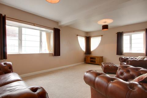 3 bedroom apartment for sale, SOLENT COURT MANSIONS, PIER STREET, LEE ON THE SOLENT