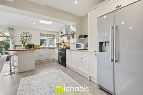 3 bedroom semi-detached house for sale, Prettygate Road, Colchester, CO3