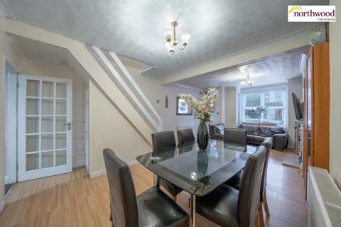4 bedroom end of terrace house for sale, Cassiobridge Road, Watford, WD18
