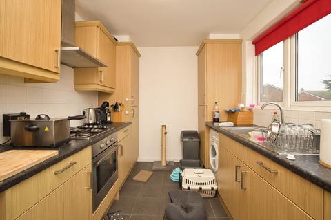 2 bedroom maisonette for sale, Magdalen Court, Broadstairs, Kent, CT10