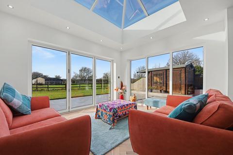 4 bedroom detached house for sale, Funtley Road, Fareham PO15