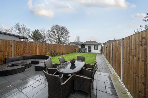 5 bedroom end of terrace house for sale, Kenilworth Avenue, Harrow, HA2