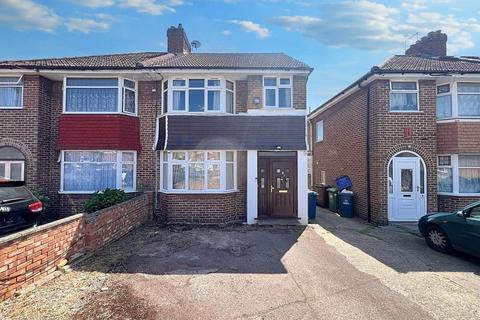 4 bedroom semi-detached house for sale, Westleigh Gardens Edgware, HA8