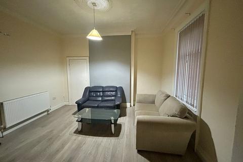 4 bedroom house to rent, Dilston Road, City Centre NE4