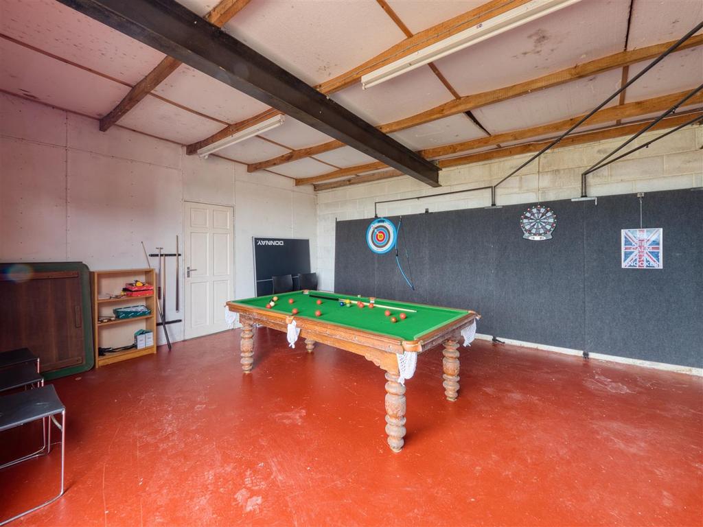 P1112867 hdr.jpg