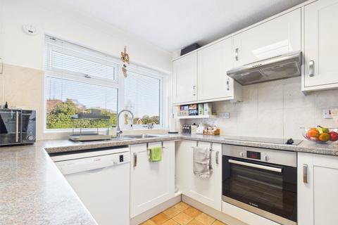 2 bedroom apartment for sale, Rowan Drive, Highcliffe, Dorset, BH23