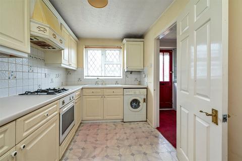 undefined, Caernarvon, Camberley GU16