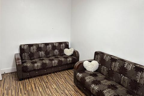 4 bedroom end of terrace house for sale, Belchers Lane, Birmingham, West Midlands, B8